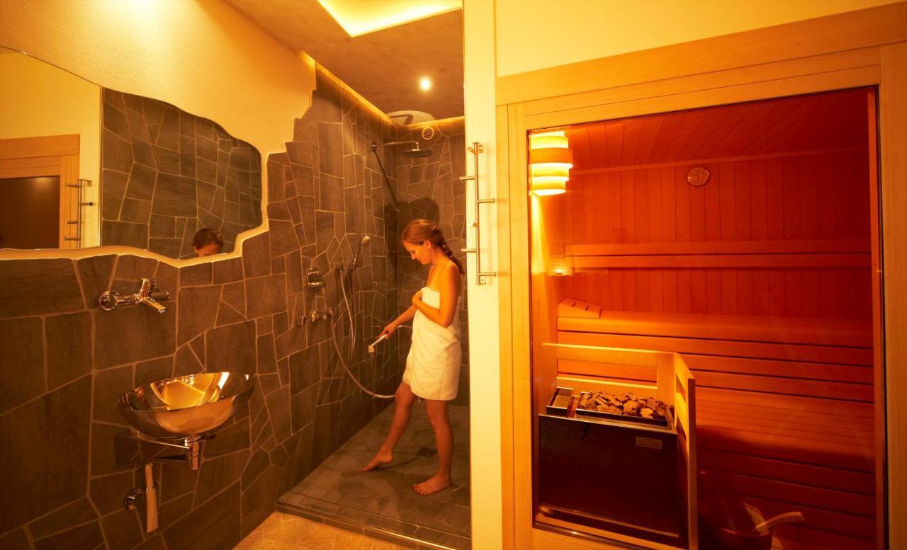 Engadiner Apartments & Wines Montagna Εξωτερικό φωτογραφία