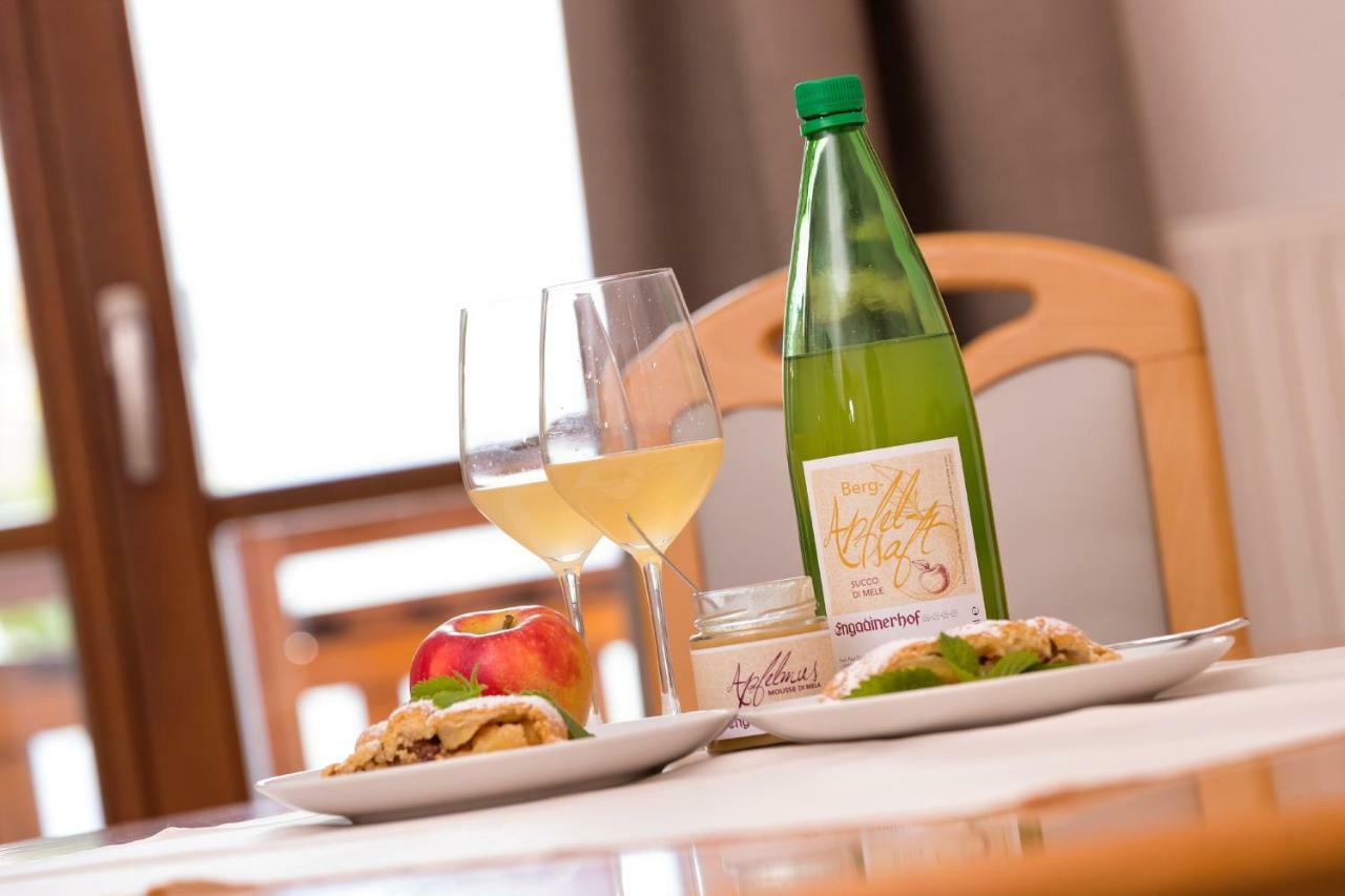 Engadiner Apartments & Wines Montagna Εξωτερικό φωτογραφία