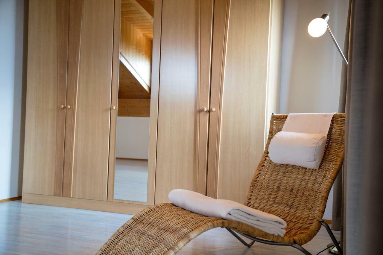 Engadiner Apartments & Wines Montagna Εξωτερικό φωτογραφία